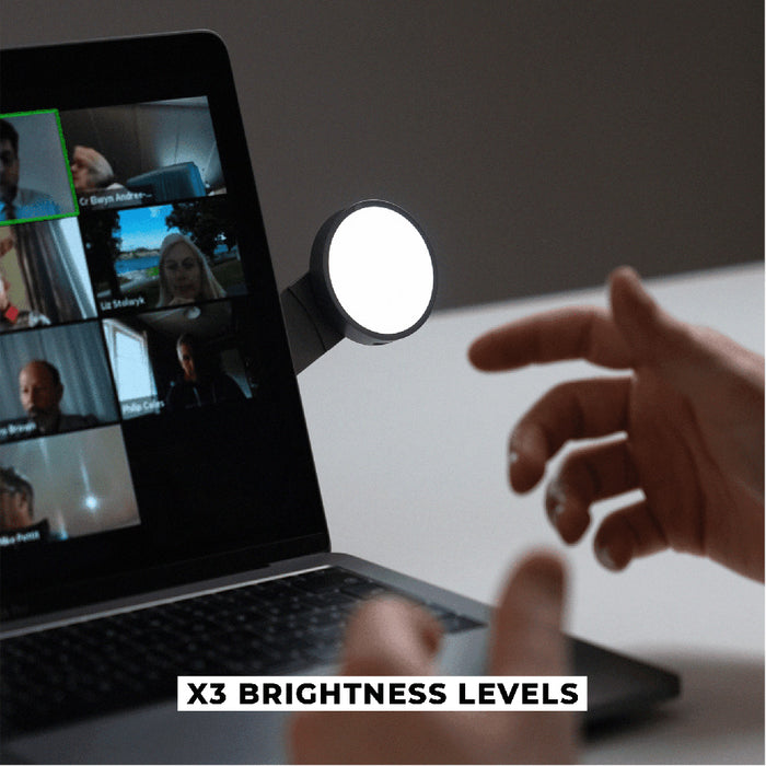 EDGE® Full Kit - Productivity magnetic kit - Carrara White - Compact round LED light with adjustable brightness attached to laptop edge, illuminating workspace. - Rolling Square